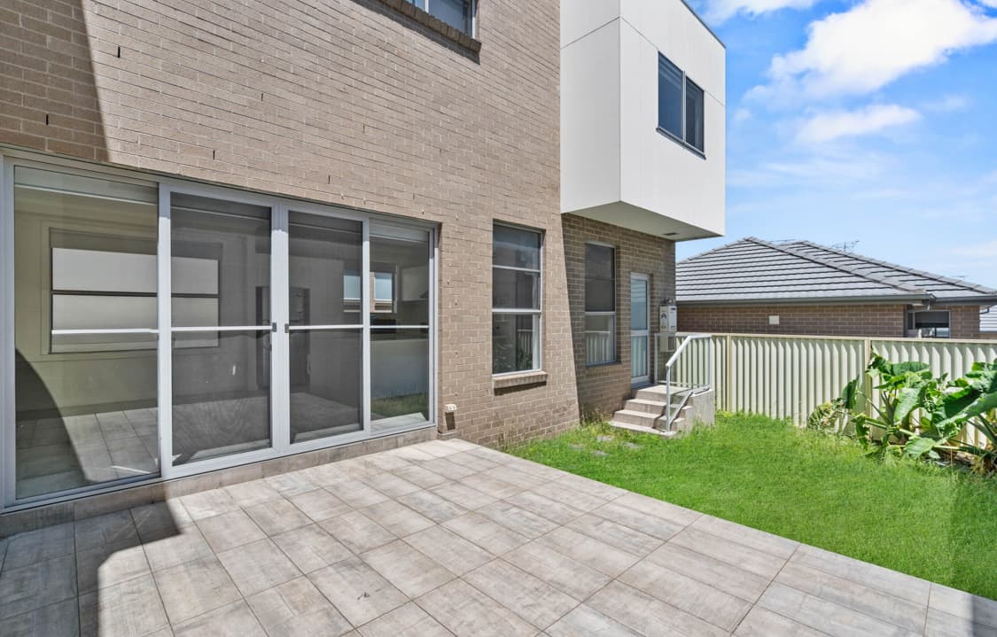 2/198 Old Kent Rd, Greenacre